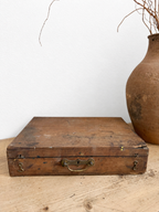 French painters box with 2 palettes